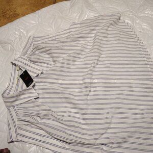 Levi's Woman's White Sleeve Less Dress Shirt (Americana)